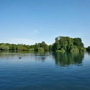Biederstein Am Englischen Garten Munich
