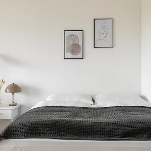 Apartment Global Living - Design I Terrace I Kitchen I Smart-tv I Parking Space I, München